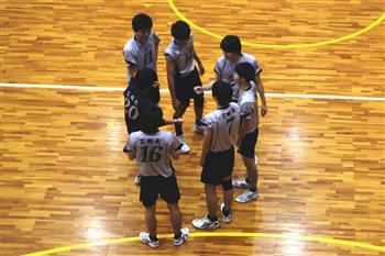 00002077h1_m.jpg