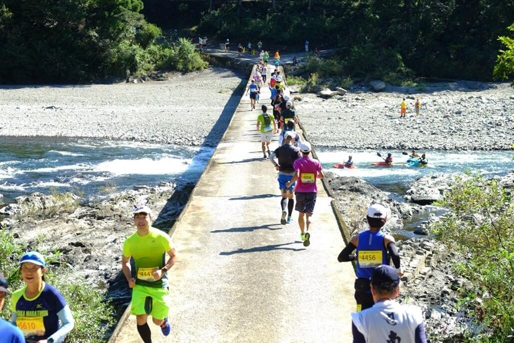 自然の中を走ると、人は日常でも環境にやさしくなる －四万十川